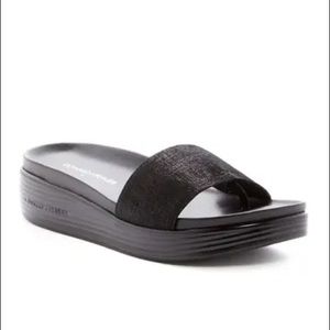 Donald Pliner Fiji Flatform Sandals